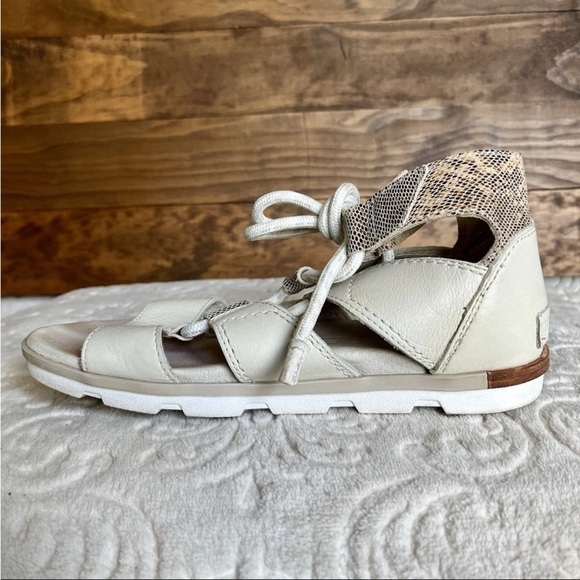 Sorel Torpeda Bungee Ankle Tie Leather Gladiator Sandals Sz 8.5 Off White READ - Picture 11 of 14